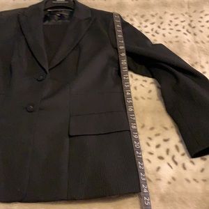 Women’s pants and jacket suit